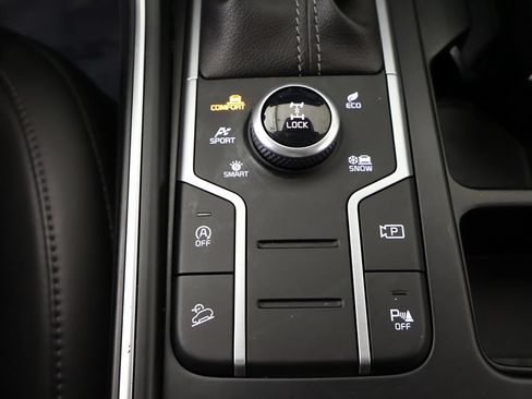 Used 2022 Kia Sorento S w/ Panoramic Sunroof Package AWD/4WD image 55