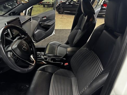 Used 2021 Toyota Corolla XSE w/ Carpet Mat Package (TMS) FWD image 33