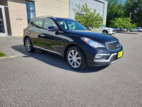 Used 2017 INFINITI QX50 AWD w/ Premium Package image 9