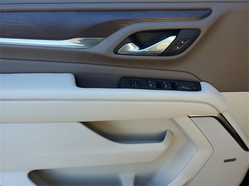 Used 2024 GMC Yukon Denali image 16