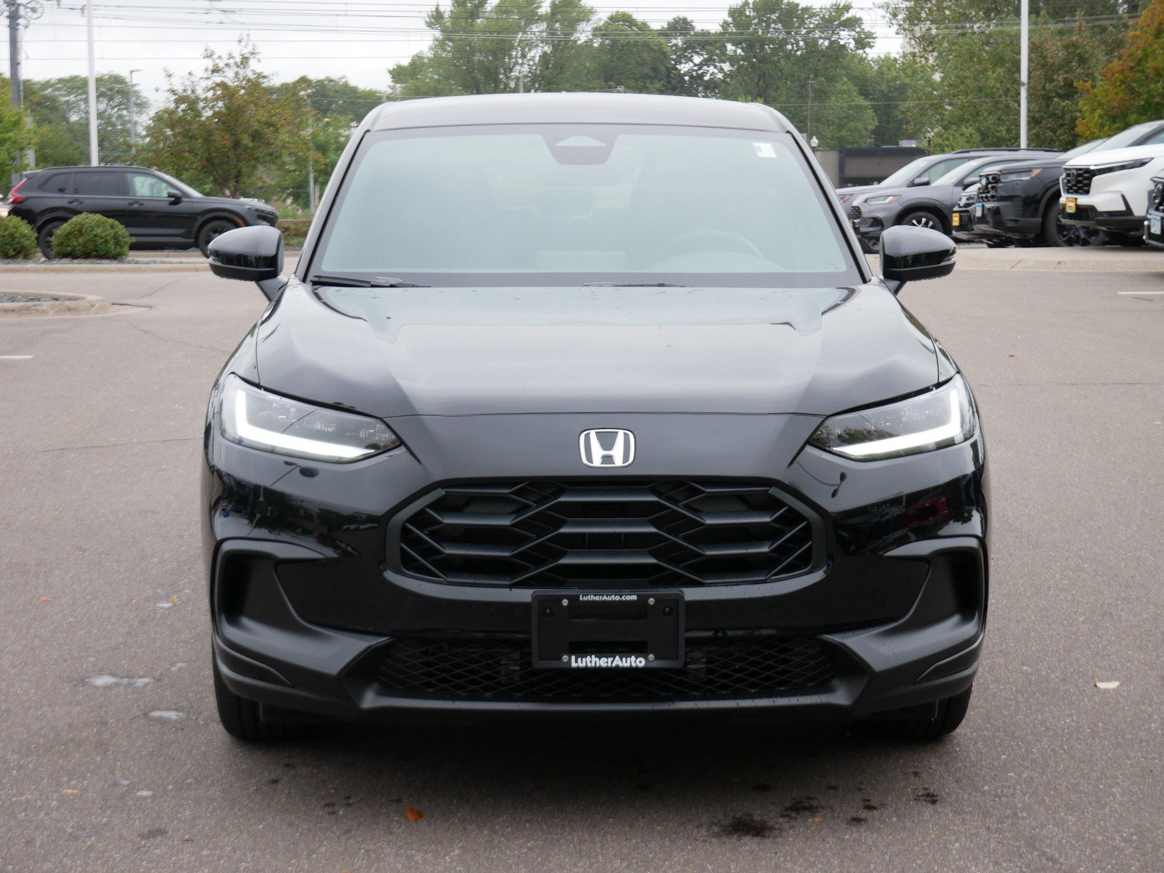 Used 2027 Honda HR-V Sport image 2