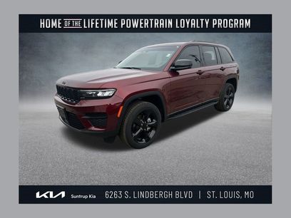 Used 2023 Jeep Grand Cherokee Altitude