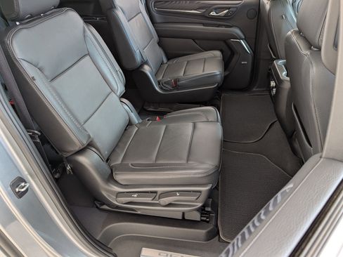 Used 2023 GMC Yukon XL Denali image 21