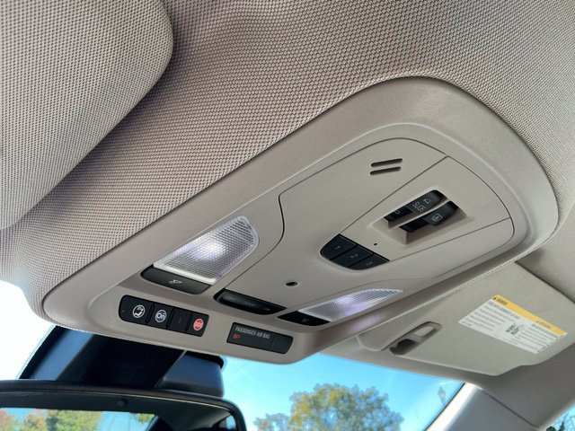 Used 2015 Chevrolet Impala LTZ FWD image 30
