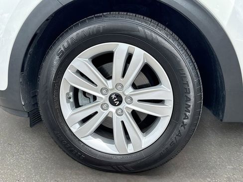 Used 2018 Kia Sportage LX w/ LX Technology Package FWD image 29