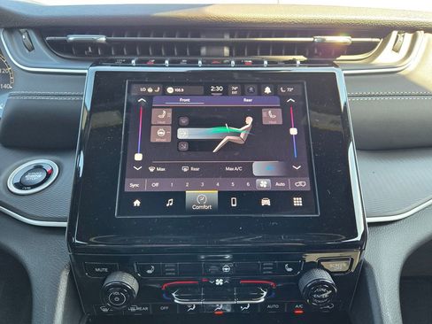 New 2026 Jeep Grand Cherokee L Laredo AWD/4WD image 20