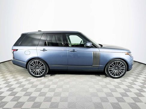 Used 2022 Land Rover Range Rover P525 Westminster Edition image 4