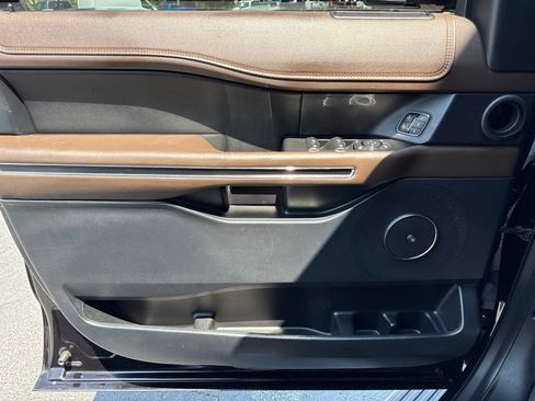 Used 2021 Ford Expedition King Ranch RWD image 15