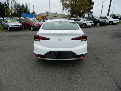 Used 2019 Hyundai Elantra SEL w/ Cargo Package image 7