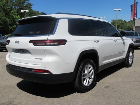 Used 2024 Jeep Grand Cherokee L Laredo w/ Luxury Tech Group I AWD/4WD image 7