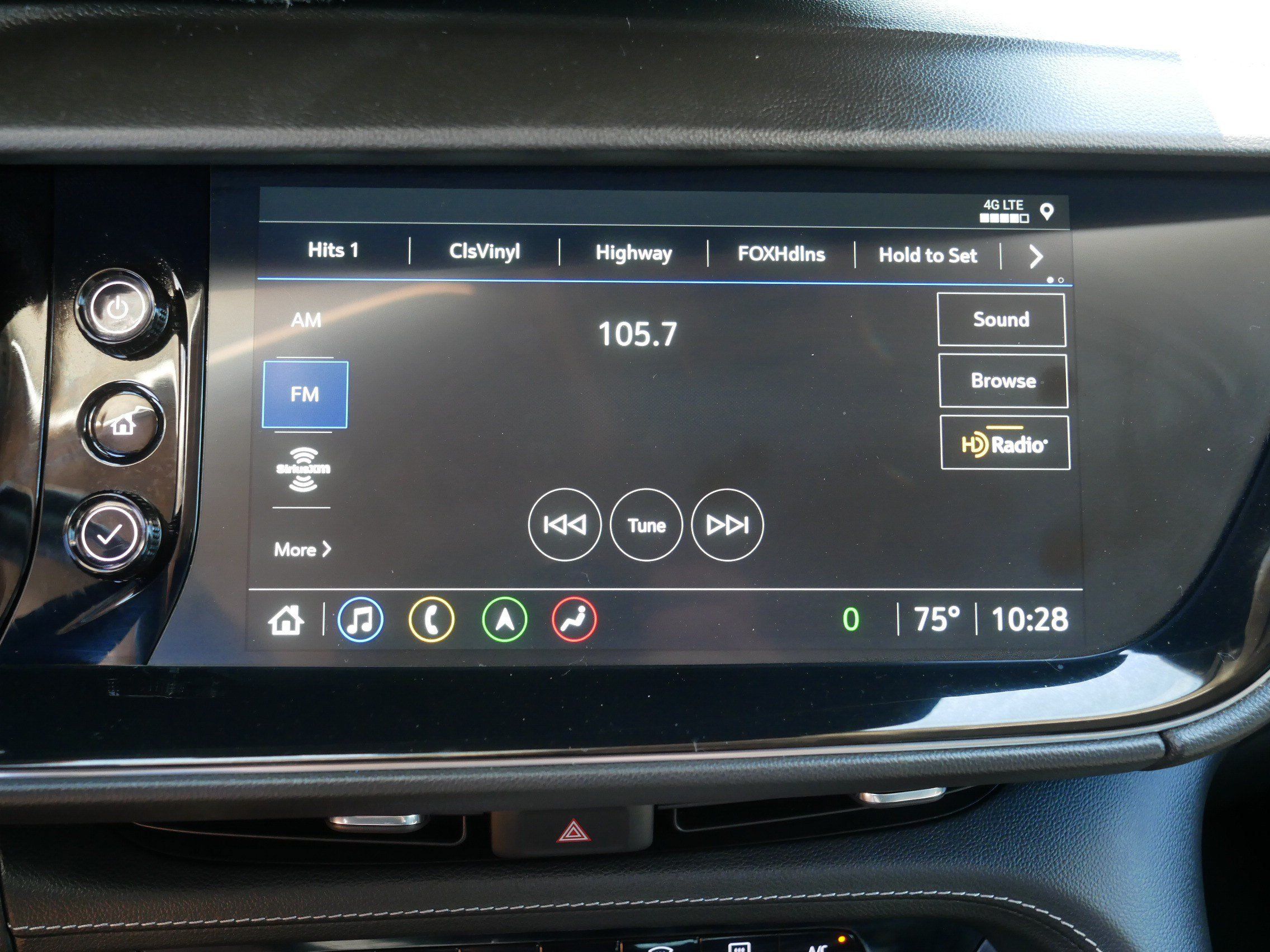 Used 2023 Buick Envision Avenir AWD/4WD image 22