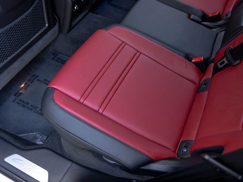 New 2026 Porsche Cayenne S image 43