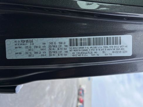 Used 2018 Jeep Wrangler Unlimited Sahara image 31