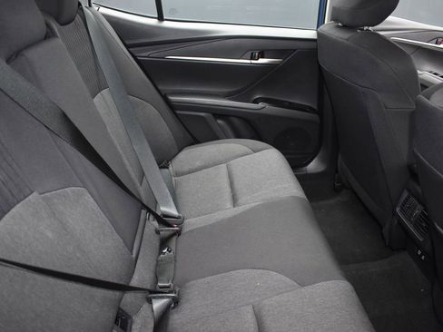 Used 2025 Toyota Camry LE image 31