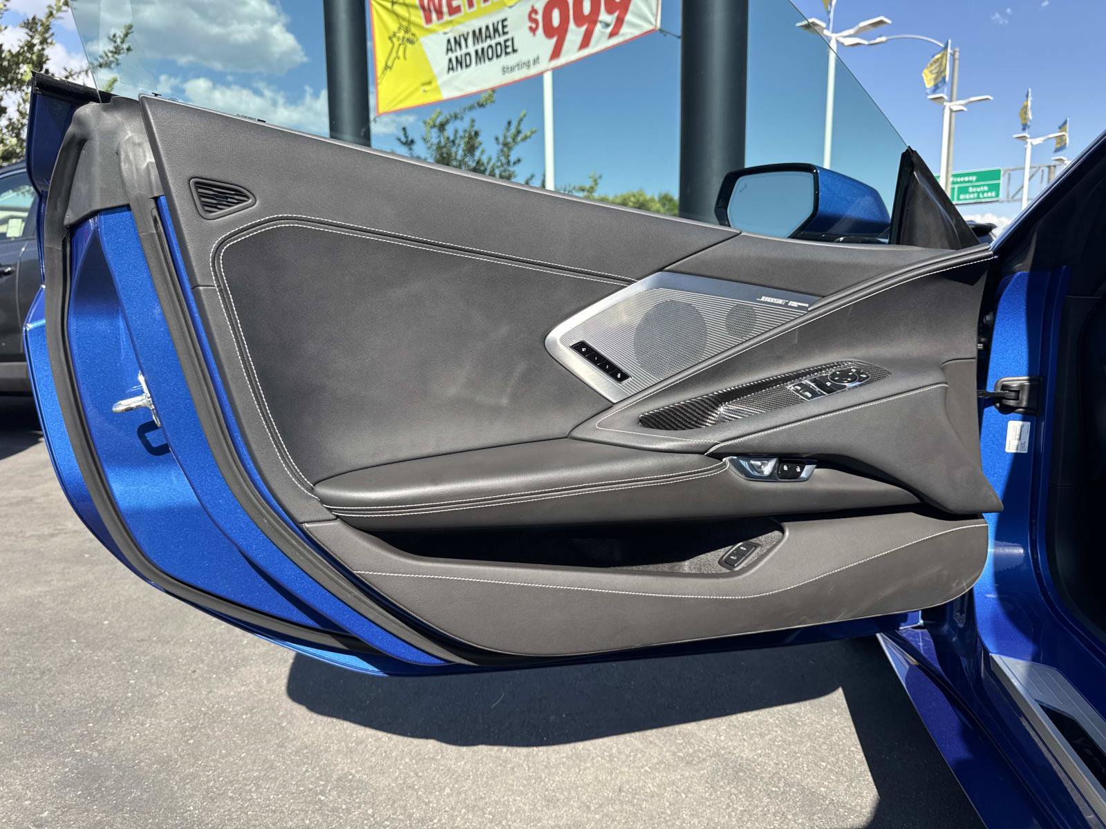 Used 2022 Chevrolet Corvette Stingray Preferred Cpe w/ Z51 Performance Package RWD image 22
