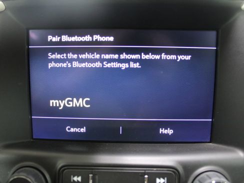 Used 2024 GMC Terrain SLT image 45