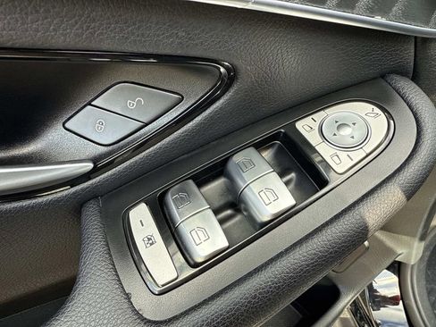 Used 2018 Mercedes-Benz GLC 300 image 22