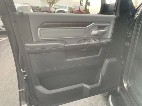 Used 2022 RAM 2500 Big Horn w/ Off Road Package image 14