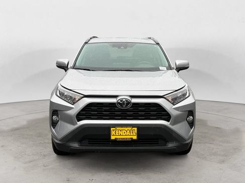 Used 2021 Toyota RAV4 XLE w/ XLE Grade Weather Package AWD/4WD image 2