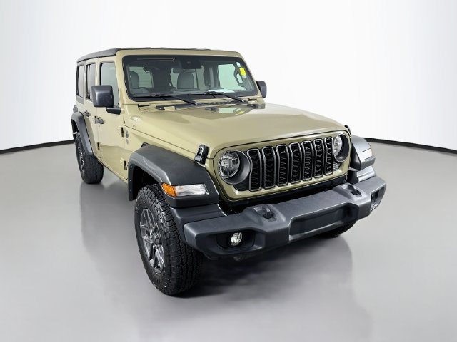 Used 2025 Jeep Wrangler Unlimited Sport AWD/4WD image 3