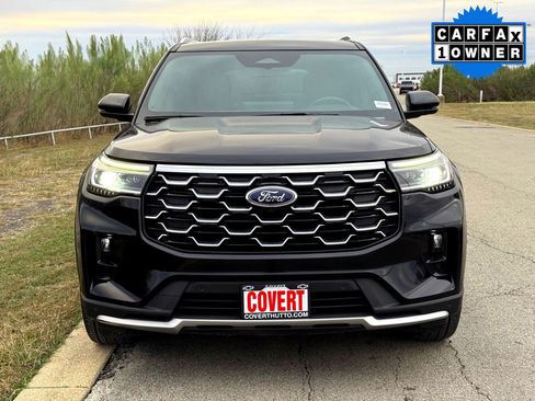 Used 2025 Ford Explorer Platinum w/ LUX Leather Package image 3