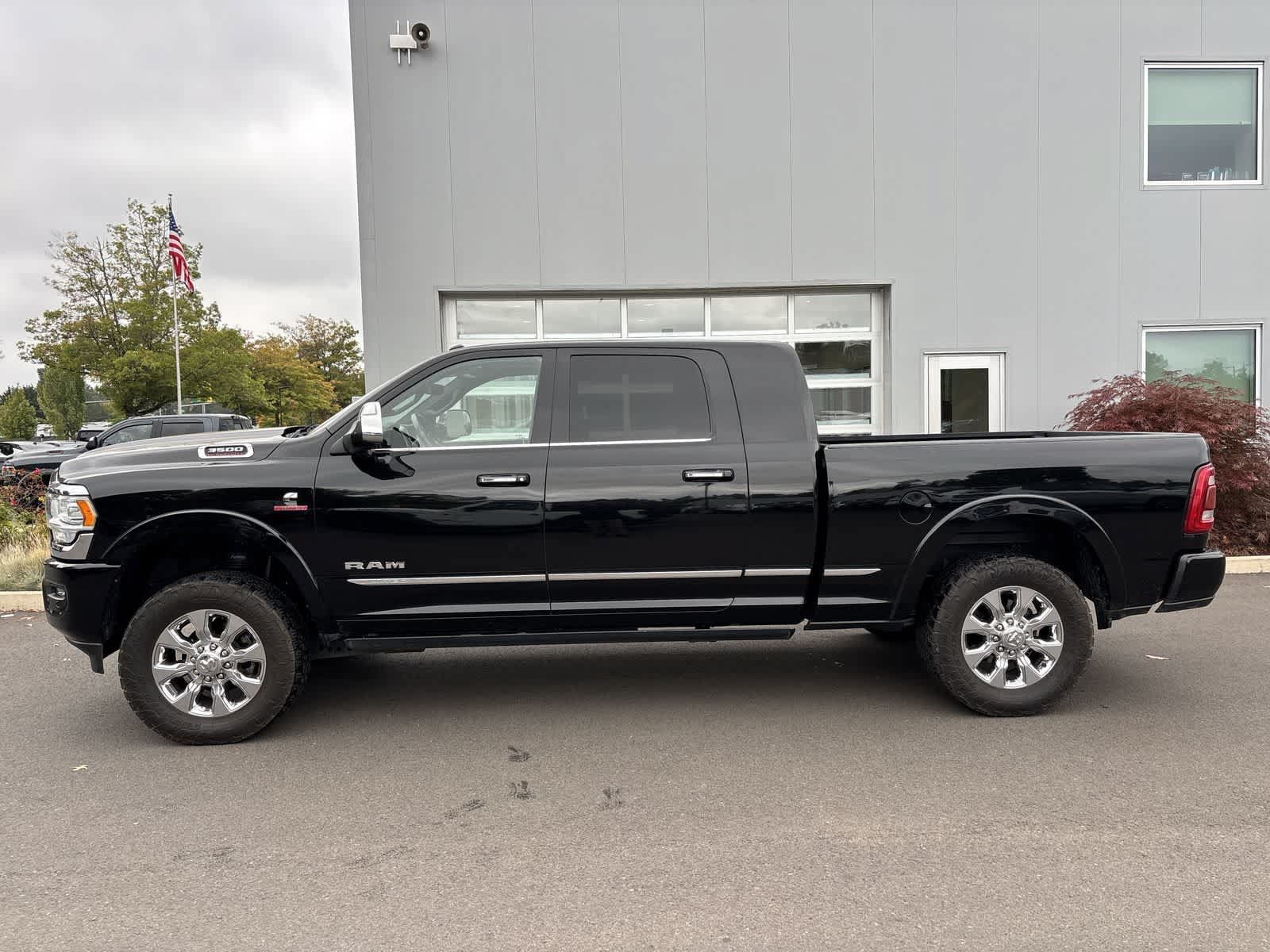 Used 2019 RAM 3500 Limited AWD/4WD image 2