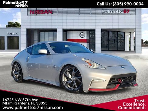 Used 2016 Nissan 370Z w/ Sport Package image 1
