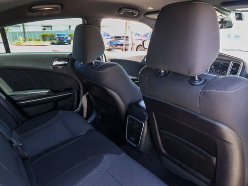 Used 2019 Dodge Charger SXT RWD image 16