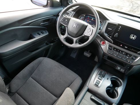 Used 2022 Honda Pilot Sport image 9