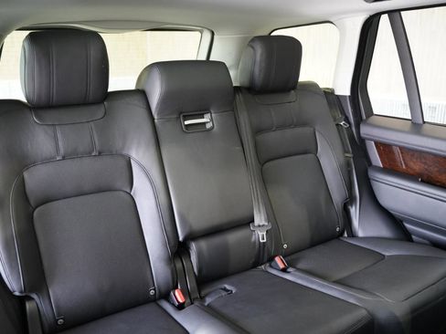 Used 2018 Land Rover Range Rover Supercharged image 34