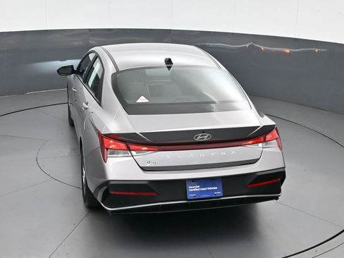 Certified 2024 Hyundai Elantra SEL image 18