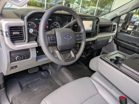 New 2026 Ford F550 4x4 Regular Cab Super Duty image 14