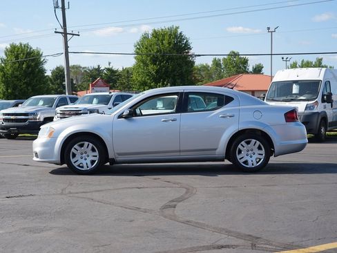 Used 2011 Dodge Avenger Express FWD image 6