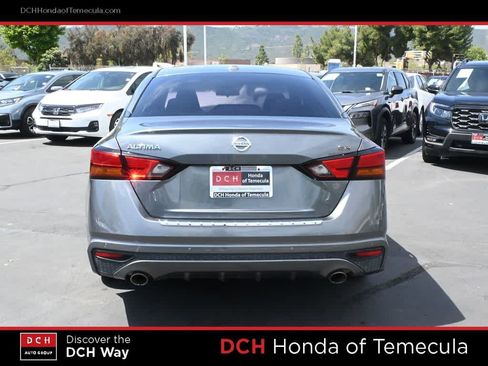Used 2020 Nissan Altima 2.5 SR FWD image 6