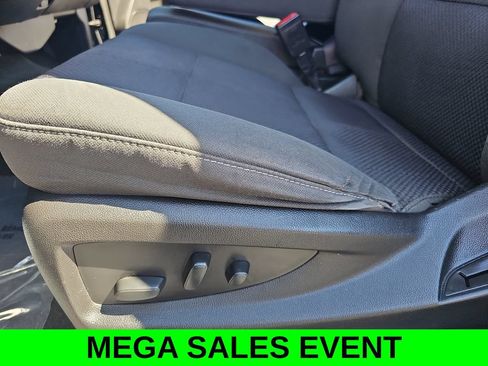 Used 2018 Chevrolet Silverado 1500 LT w/ All Star Edition AWD/4WD image 27