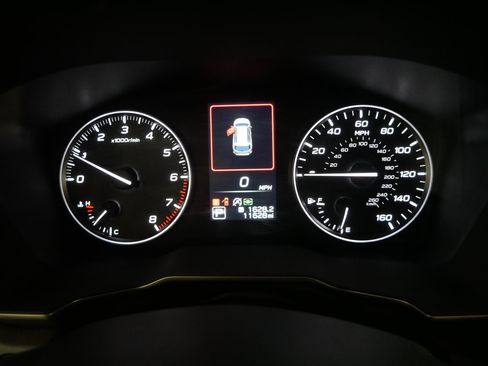 Used 2025 Subaru Outback Limited AWD/4WD image 21