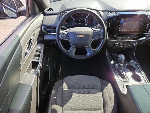 Certified 2023 Chevrolet Traverse LT image 11