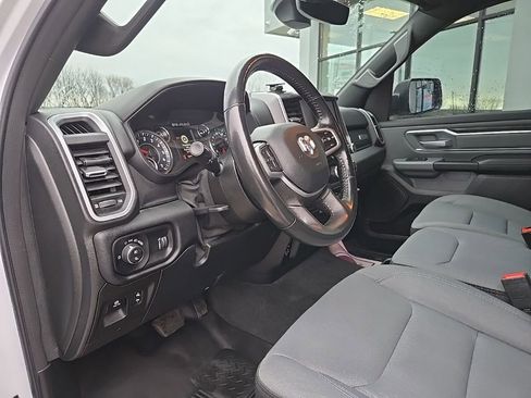 Used 2022 RAM 1500 Big Horn AWD/4WD image 38