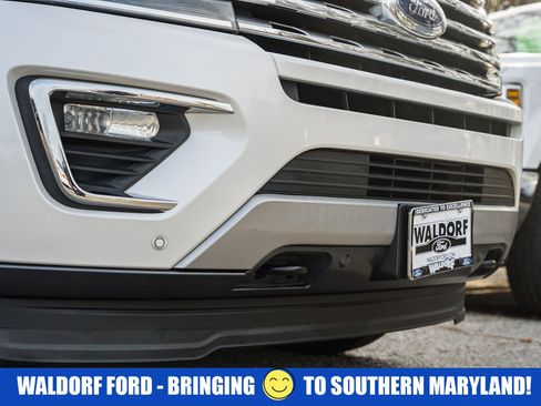 Used 2019 Ford Expedition Limited w/ Equipment Group 301A image 17