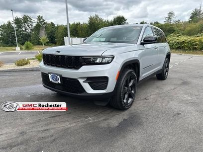 Used 2023 Jeep Grand Cherokee Altitude