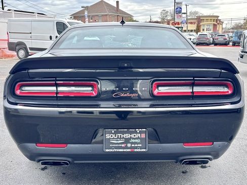 Used 2022 Dodge Challenger R/T Scat Pack image 6