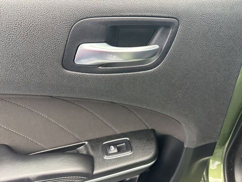 Used 2022 Dodge Charger SXT w/ Driver Convenience Group AWD/4WD image 34