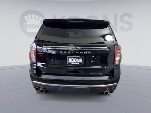 Used 2021 Chevrolet Suburban Premier w/ Premium Package image 5