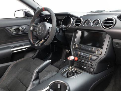 Used 2017 Ford Mustang Shelby GT350R w/ GT350R Equipment Group 920A image 22