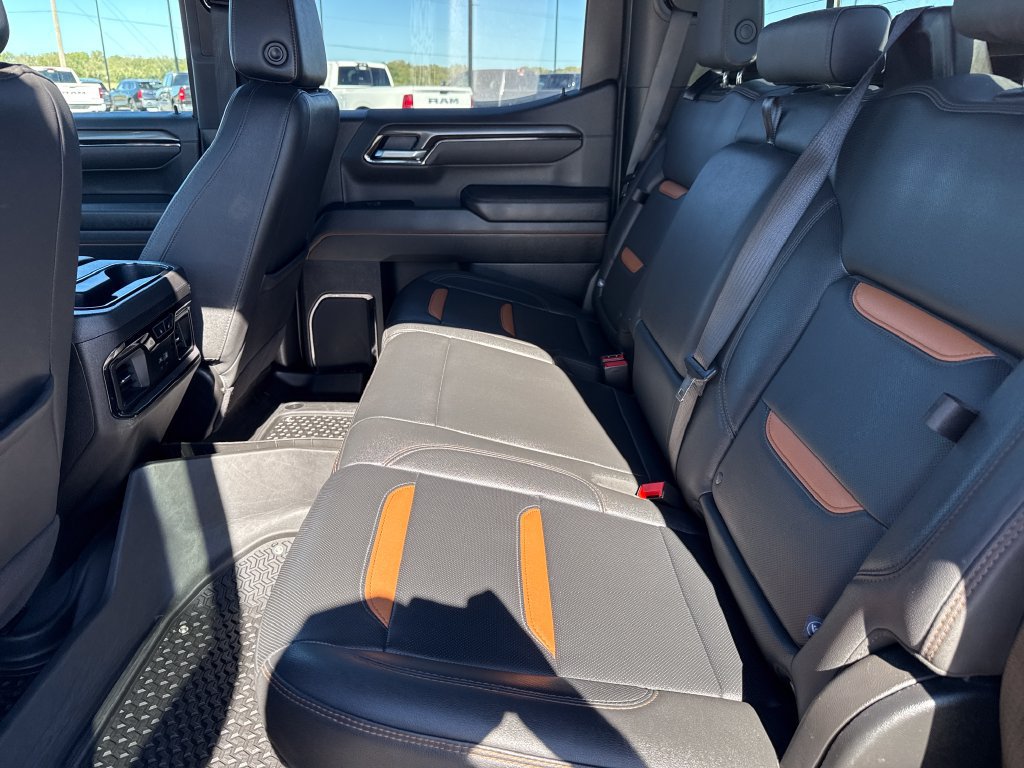 Used 2025 GMC Sierra 1500 AT4 w/ AT4 Premium Package AWD/4WD image 25