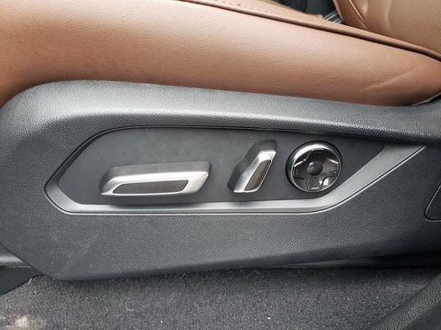 Certified 2024 Acura MDX SH-AWD w/ Technology Package image 18