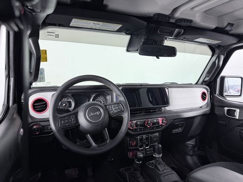 Used 2024 Jeep Gladiator Sport image 17