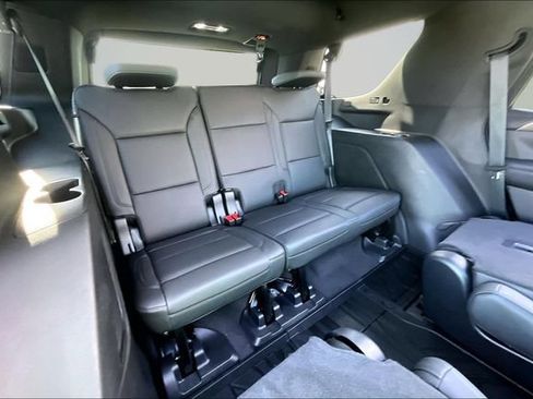 Used 2022 Chevrolet Tahoe Z71 AWD/4WD image 28