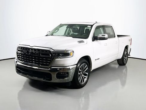 Used 2025 RAM 1500 Limited w/ Off Road Group AWD/4WD image 3