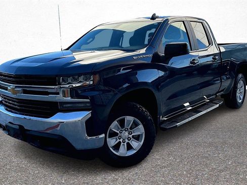 Used 2019 Chevrolet Silverado 1500 LT w/ All-Star Edition image 3